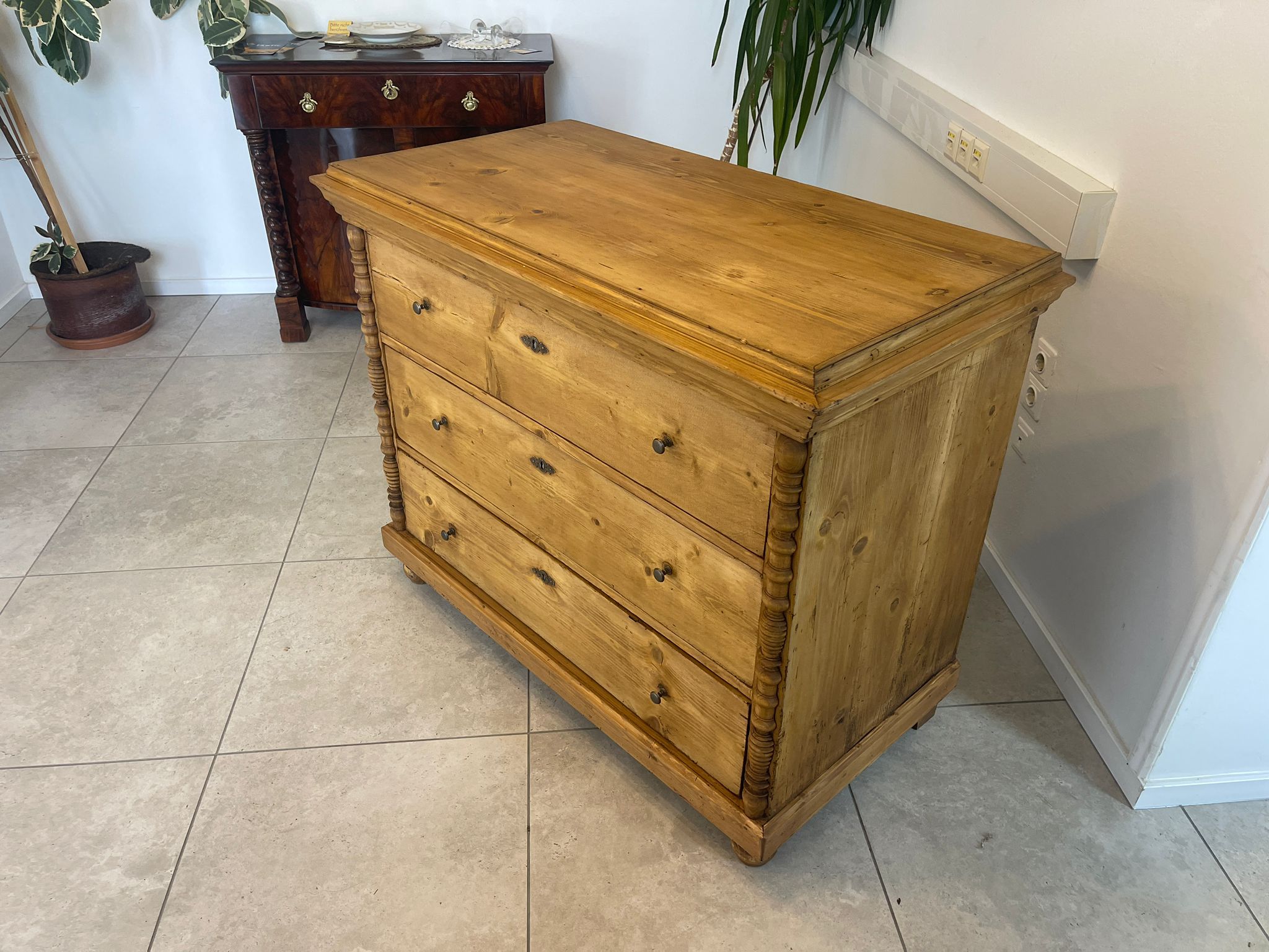 de8bb006-9b88-4e64-8f81-19db86cd1454 Restaurierte Biedermeier Kommode 3 Ladenkommode A4858