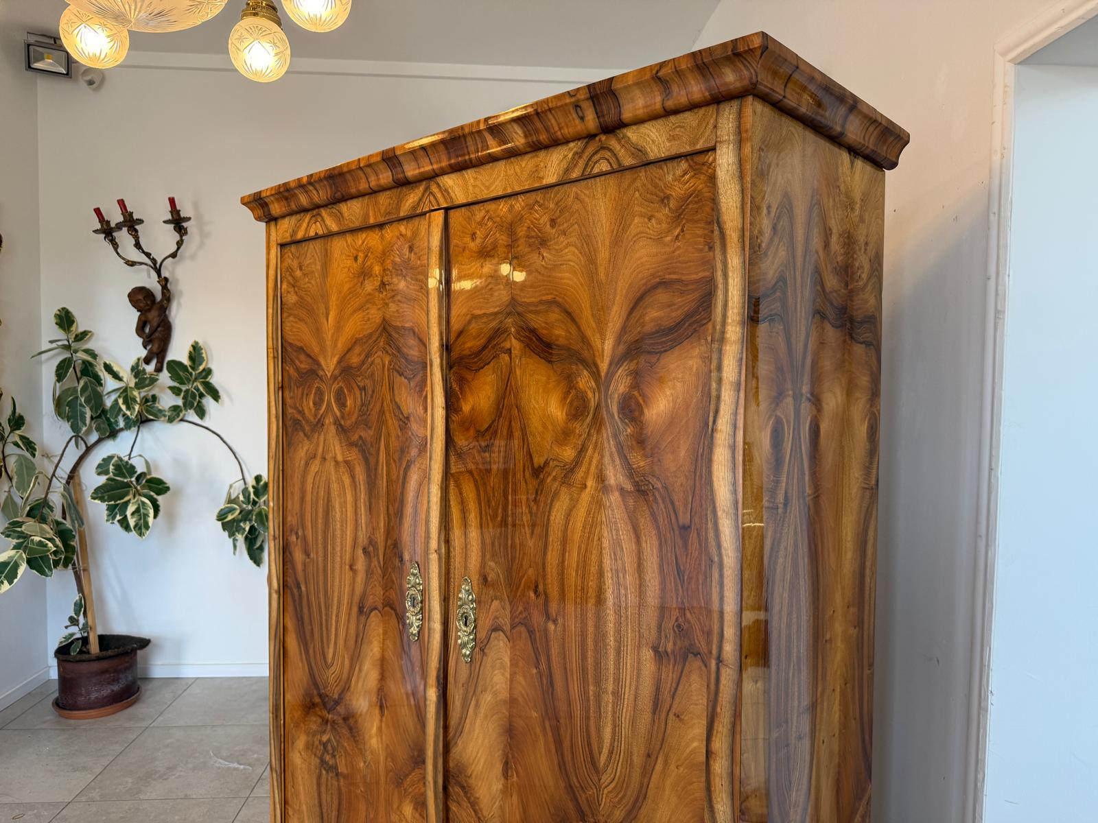 Sale Restaurierter Hallenschrank Biedermeier Schrank Kasten Antiquität D1178