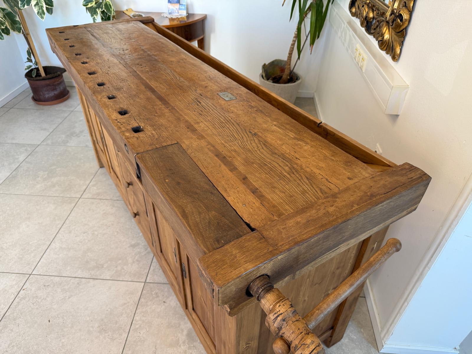 Urige Hobelbank Werkbank Pult Tresen Ladenschrank G2180