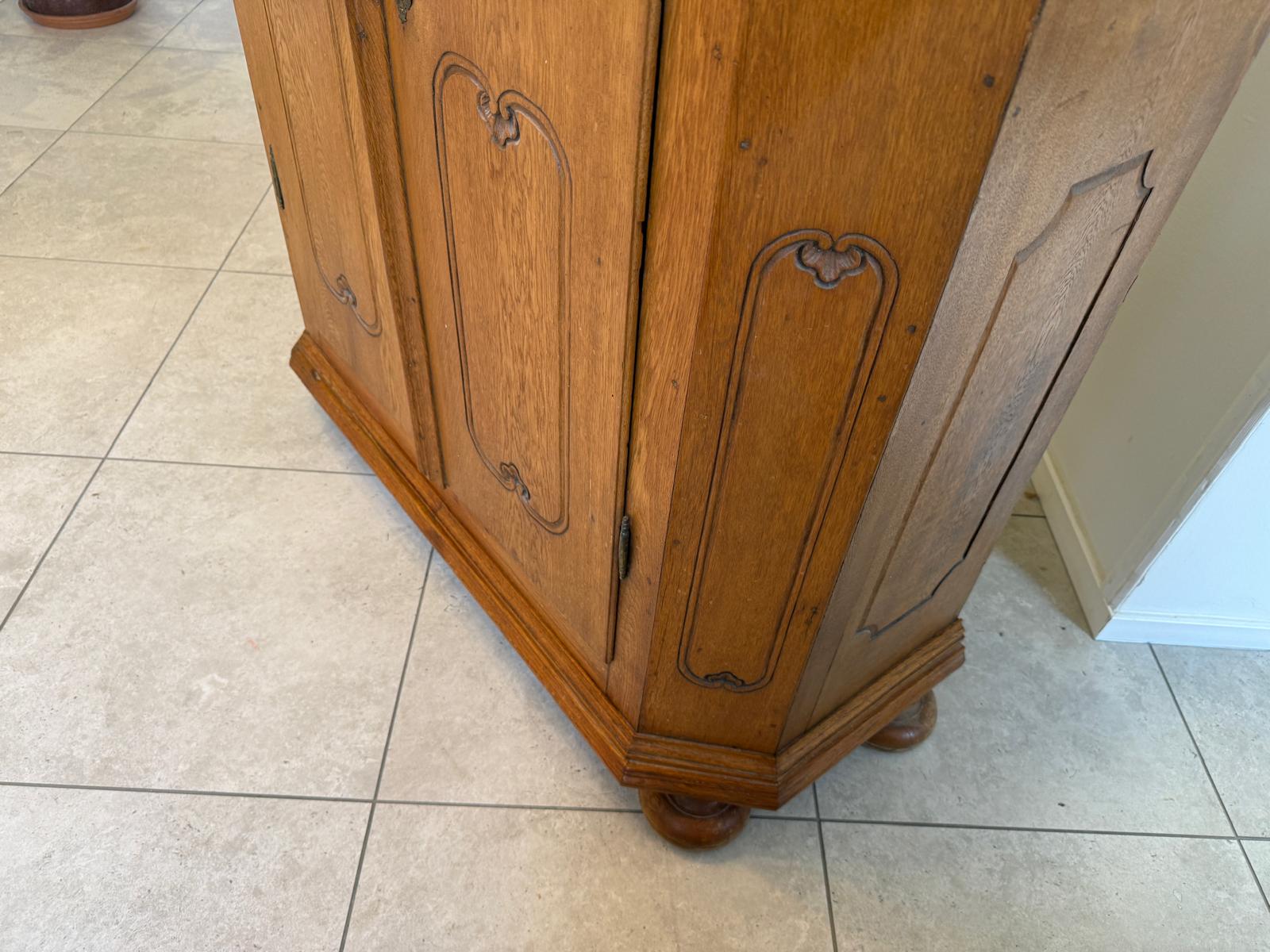 Originaler Eichenschrank Rauchschrank um 1780 Antiquität D1068