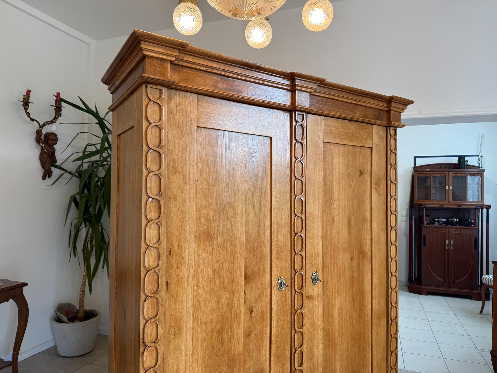 SALE Restaurierter Biedermeier Schrank Kleiderkasten Antiquität G1820