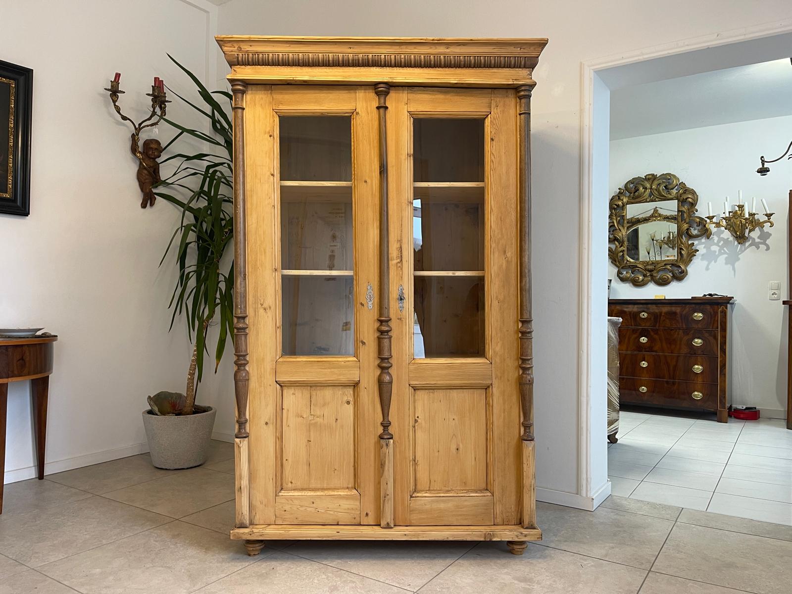 Restaurierte Gründerzeit Bauernvitrine Bauernschrank Bauernvitrine G1049