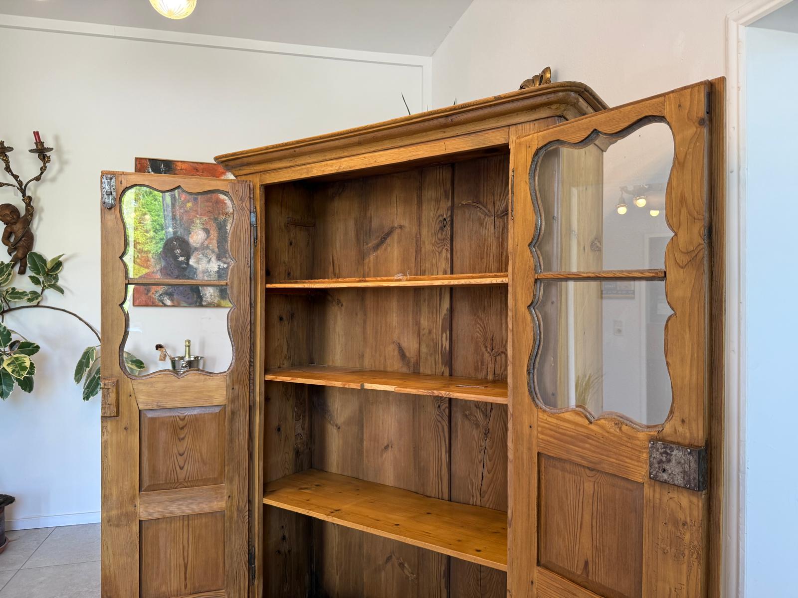 Restaurierte Biedermeier Vitrine Bäuerliche Vitrine Bücherschrank G1185