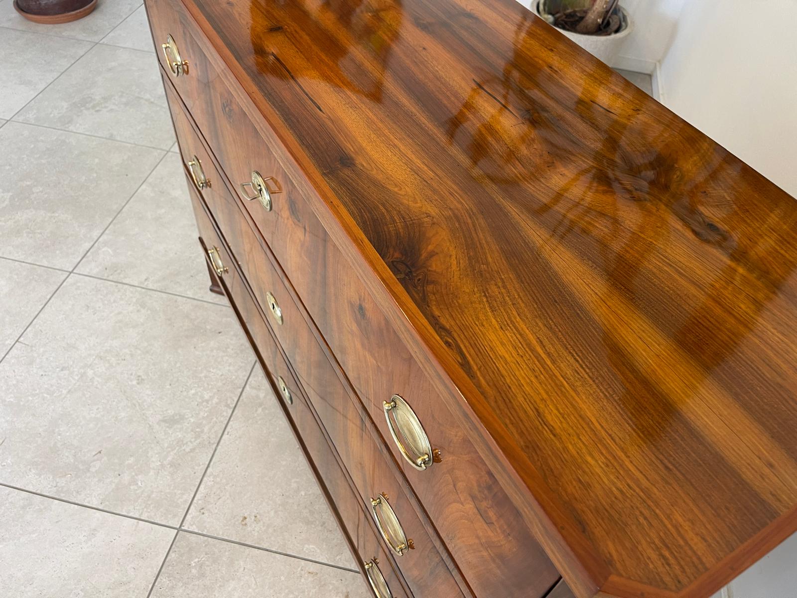 Restaurierte Biedermeier Kommode Sale Antiquität Nussholzfurnier Antiquität G1741