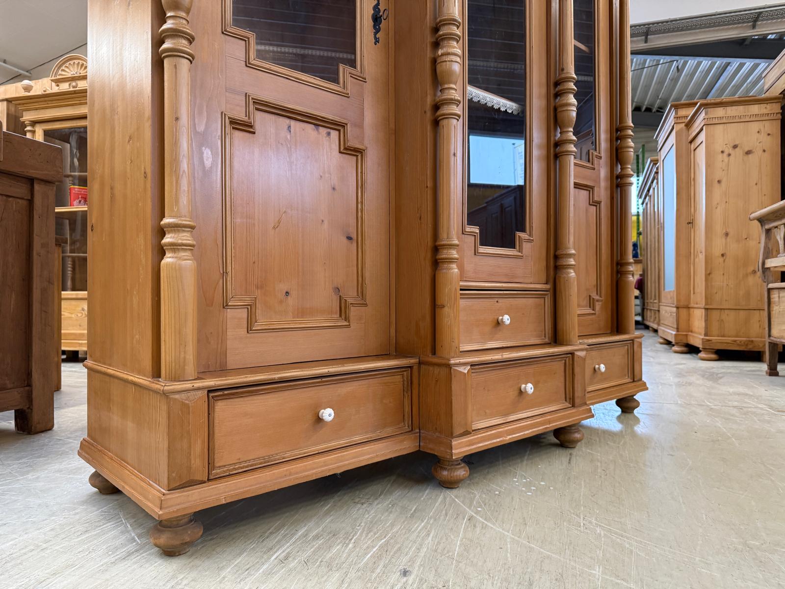 Originale Vitrine Säulen Glasvitrine Bücherschrank Bauernvitrine Antik Bauernkasten D1026