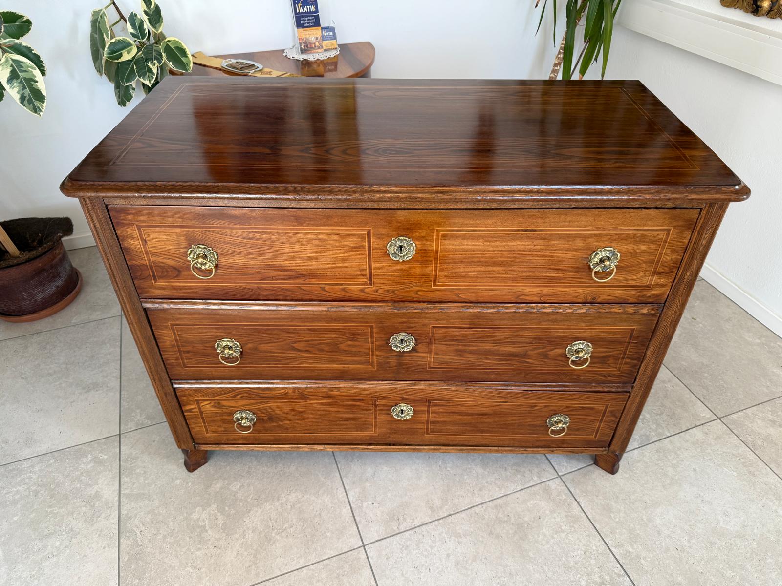 Restaurierte Biedermeier Kommode 3 Ladenkommode Nussholz Antiquität G2213