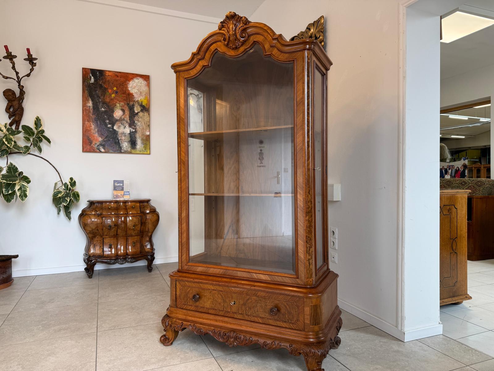 Originle Chippendale Vitrine Traumexemplar Sammlervitrine Antiquität D1162
