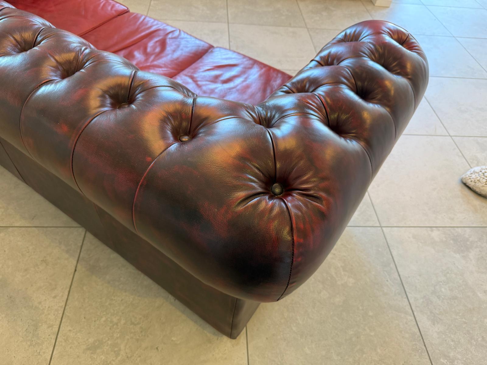 Chesterfield 3er Clubsofa Diwan Couch Oxblood Kultmöbel G2090