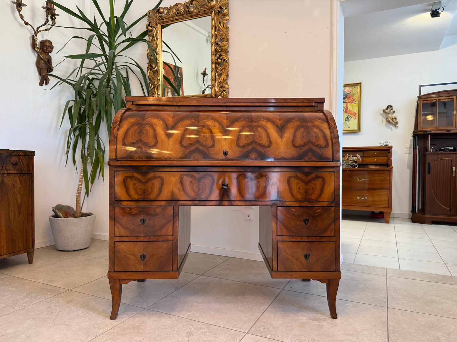 Sale Restaurierter Biedermeier Sekretär Schreibpult Nussholz G1968