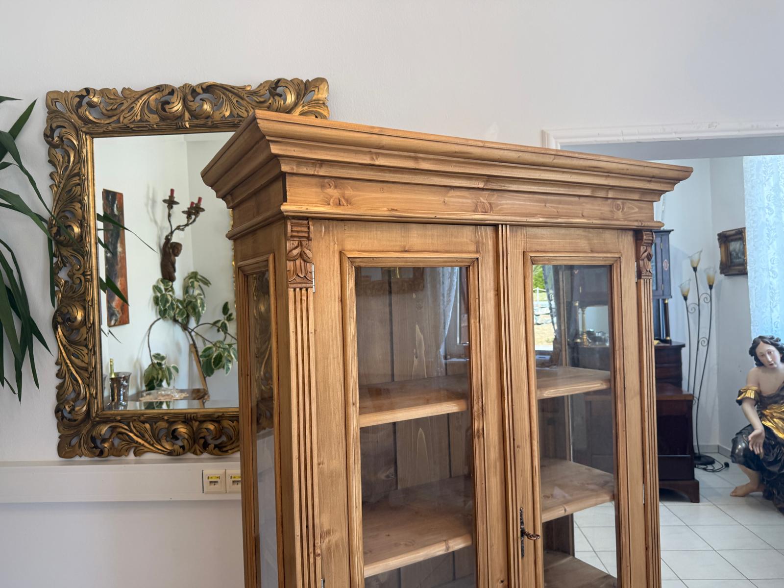 Bäuerliche Vitrine Bauernvitrine Bücherschrank Bauernschrank Glasschrank D2723