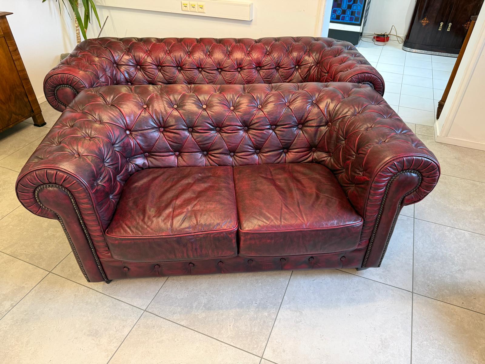 Chesterfield Ensemble 3 teilig Ledersofa Fauteuils Clubmöbel Cultmöbel D2302