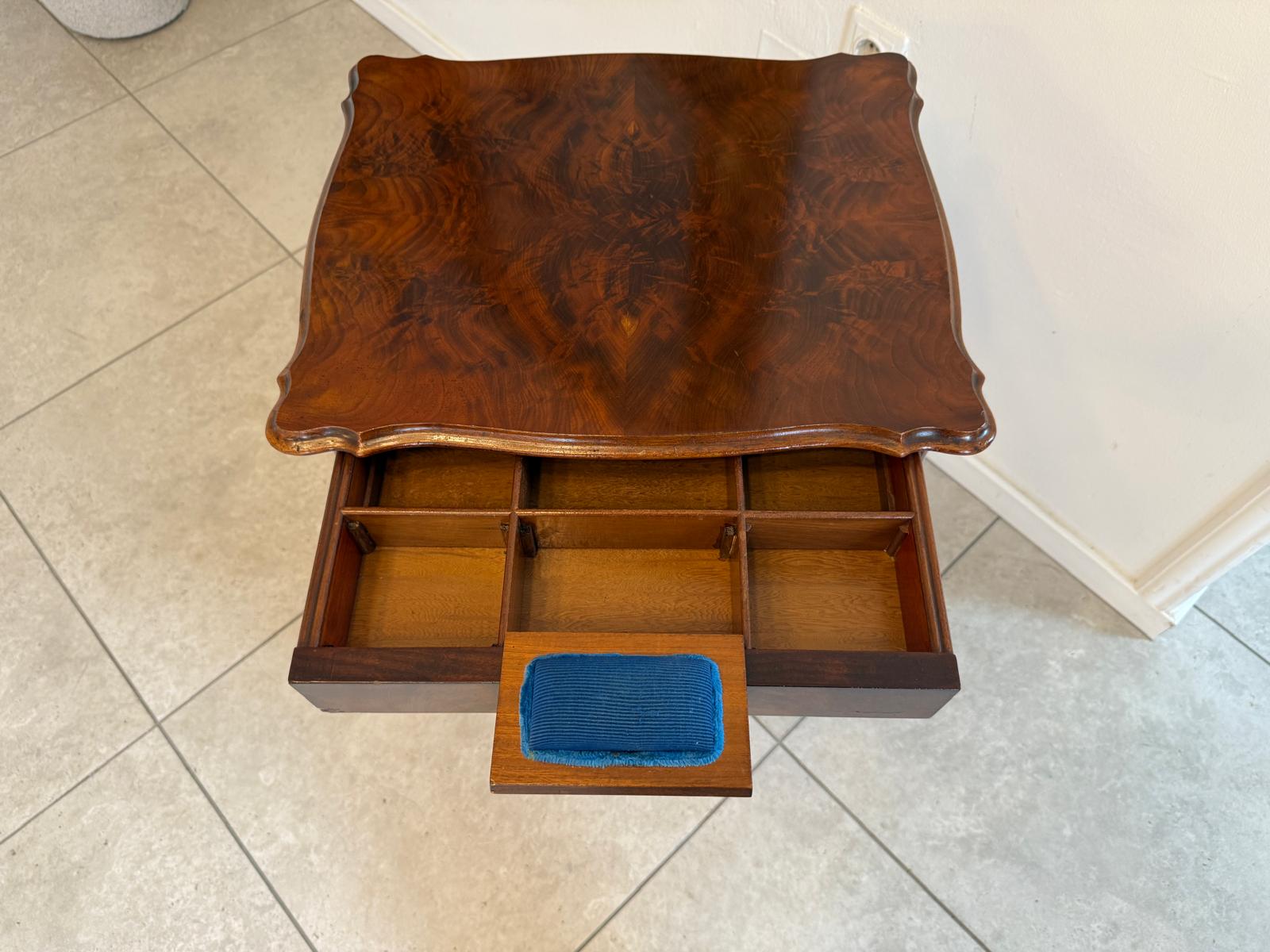Sale Originales Biedermeier Tischerl Nähtischerl Beistelltisch G2264