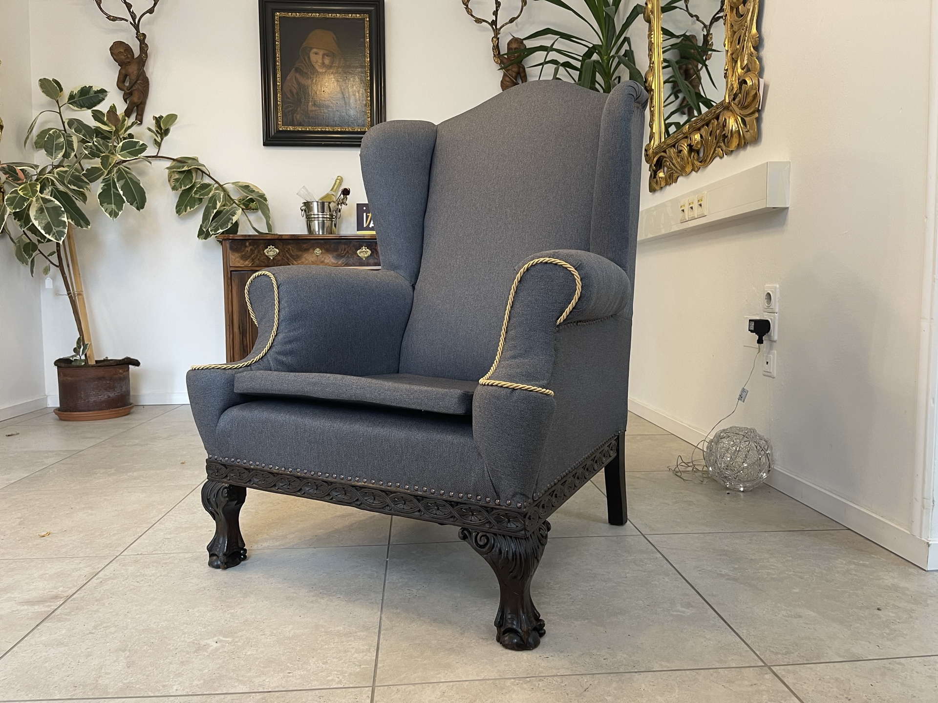 Buecherschrank_21 Restaurierter Historismus Ohrenfauteuil Ohrensessel B1558