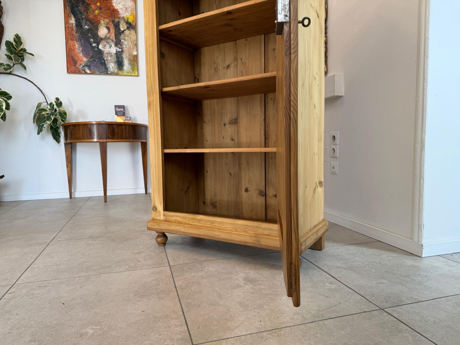 Bäuerliches Biedermeier Bauernschrank Halbschrank Vertiko G2201