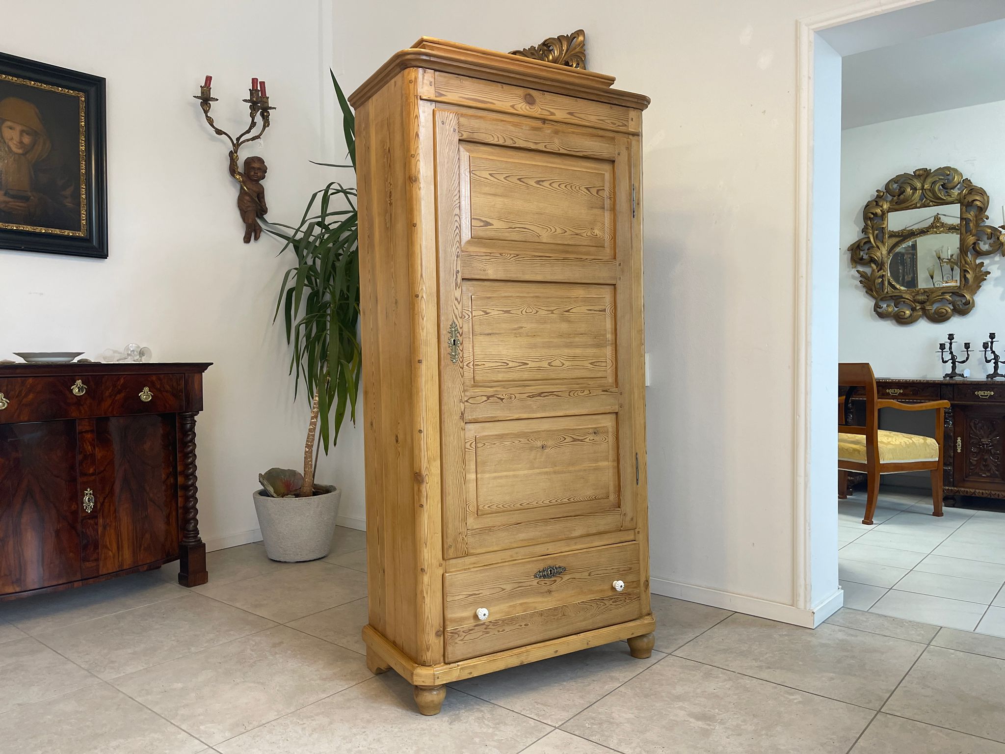 1e9809e4-8374-49c5-8ce2-9dc07113e47e Steirischer Bauernschrank Biedermeier Schrank A5019