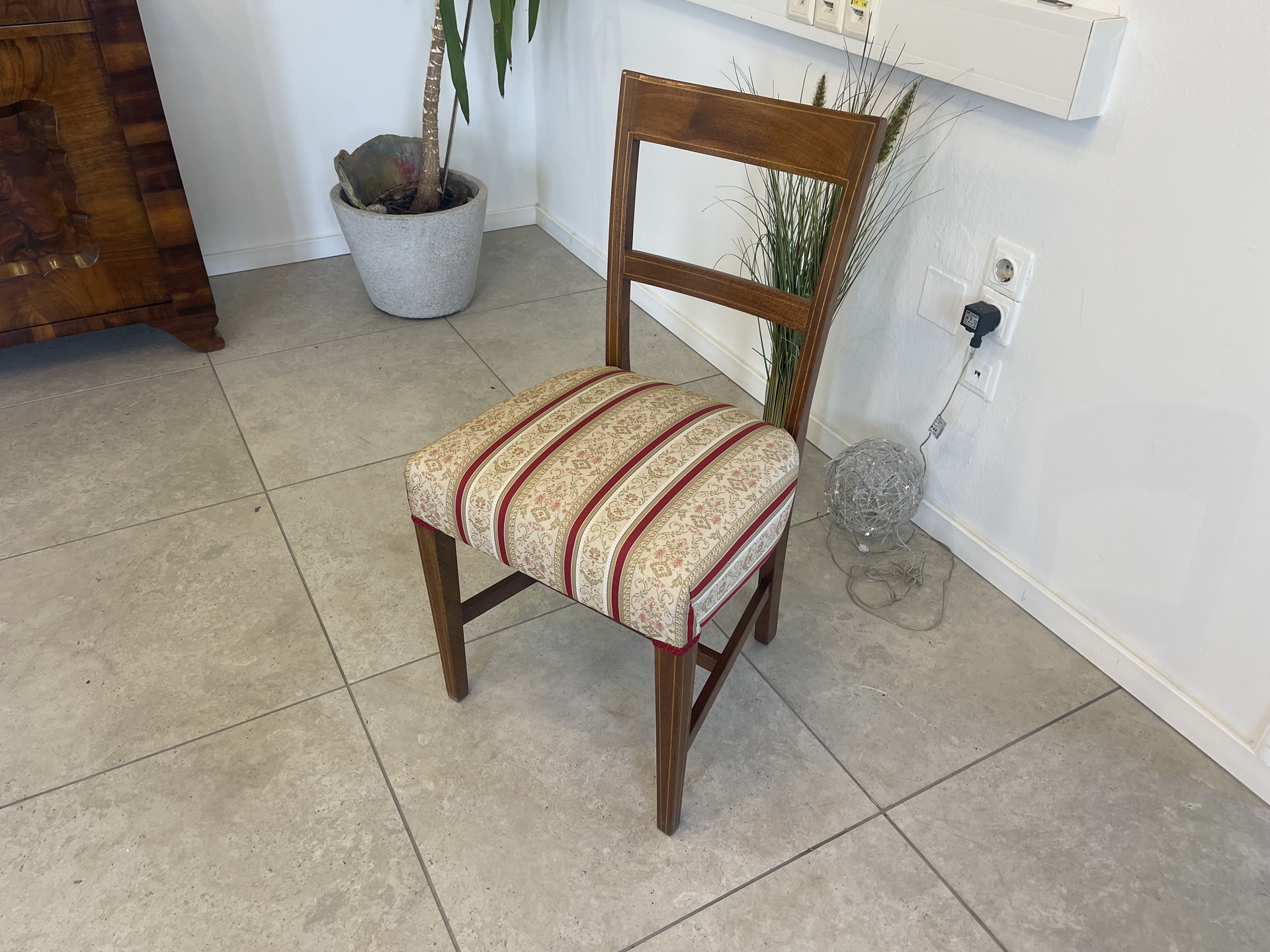 Biedermeier16 Restaurierter Englischer Sessel Nussholz Stuhl A4277