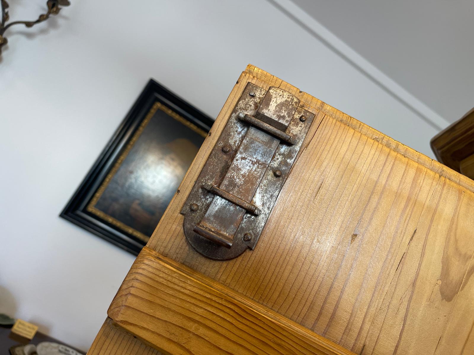 55f52cbc-309b-4743-9636-6e3dfa0487c5 Bauernschrank Barockschrank Barock Hallenschrank Kasten A4976