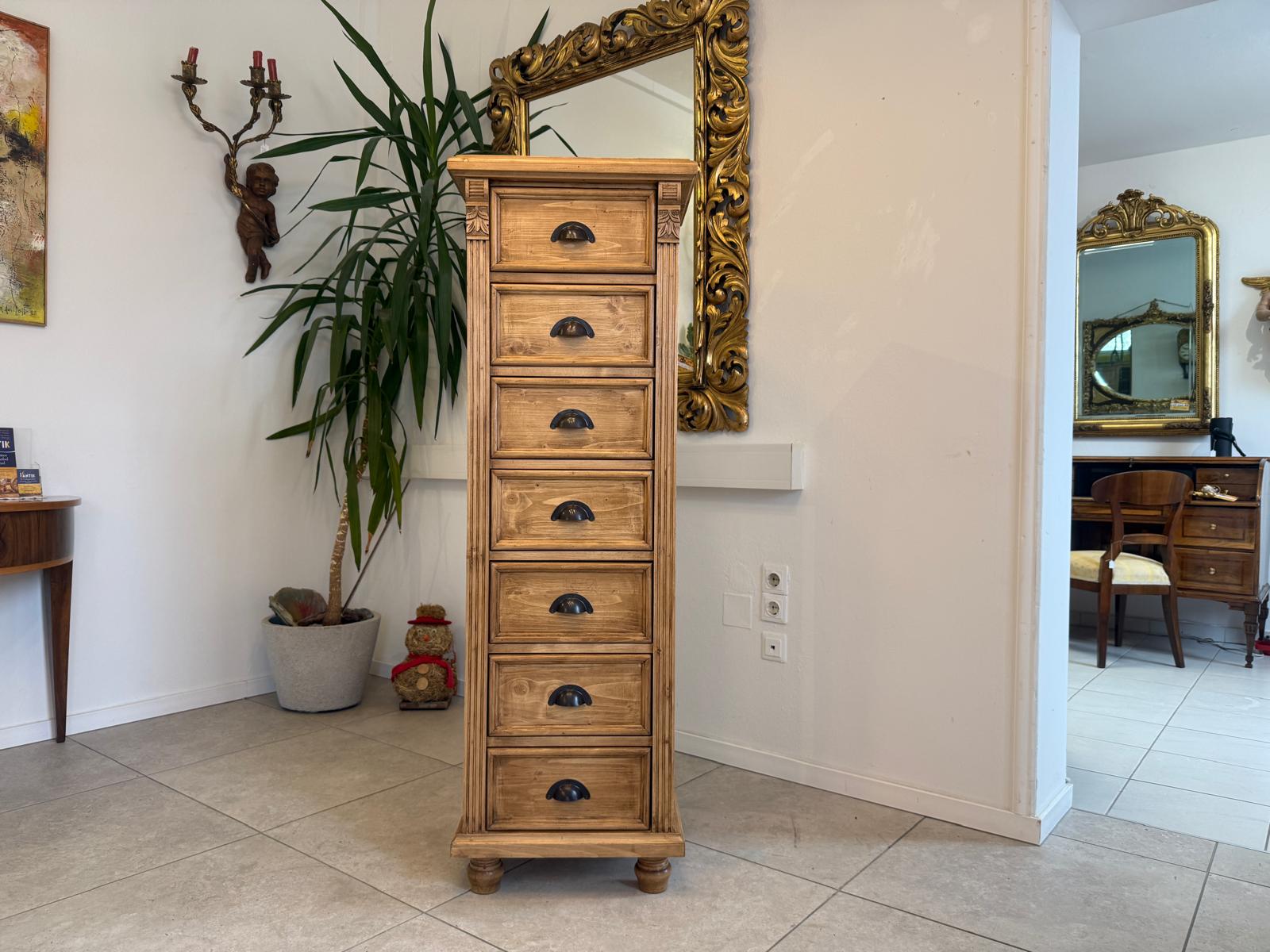 Bäuerliche Ladenkommode Apothekenschrank 7 Ladenkommode D1022