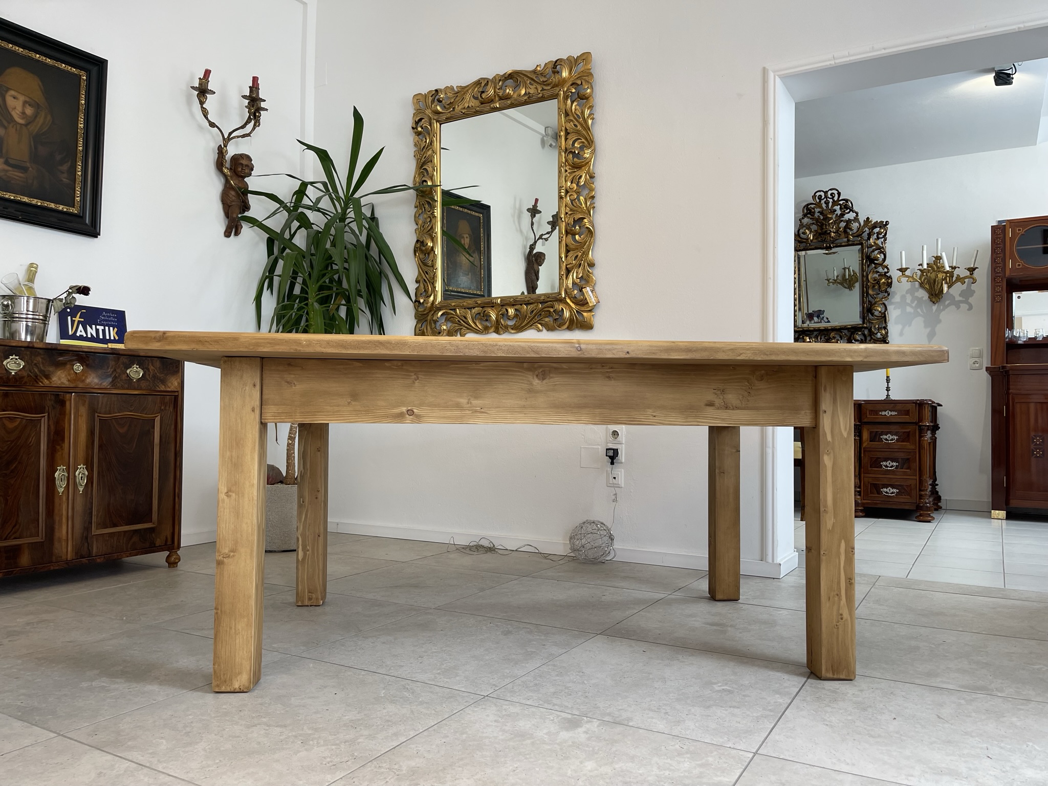 Biedermeier-Schrank-21 Massiver Bauerntisch Massivholztisch Hüttentisch B1478