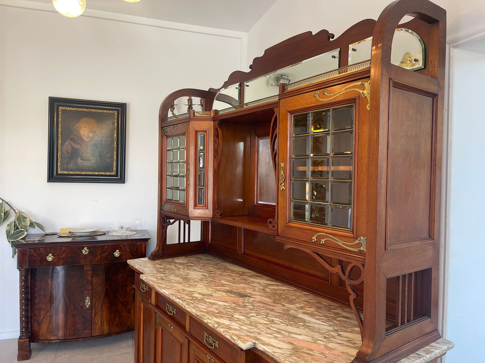 68235ca4-ad12-4b1b-a1cc-60ffad68cc10 Originales Jugendstil Aufsatzbuffet Bücherschrank Vitrinenschrank A4909