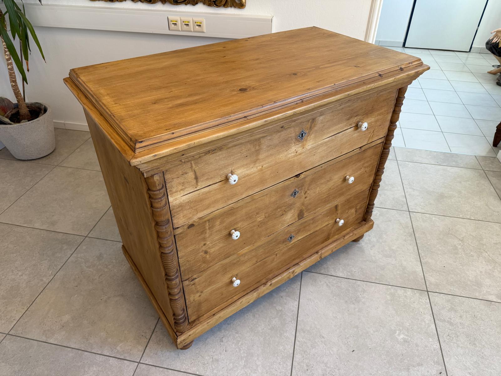 Originale Gründerzeit Kommode Antik 3 Laden aus Fichtenholz Weichholz G2282
