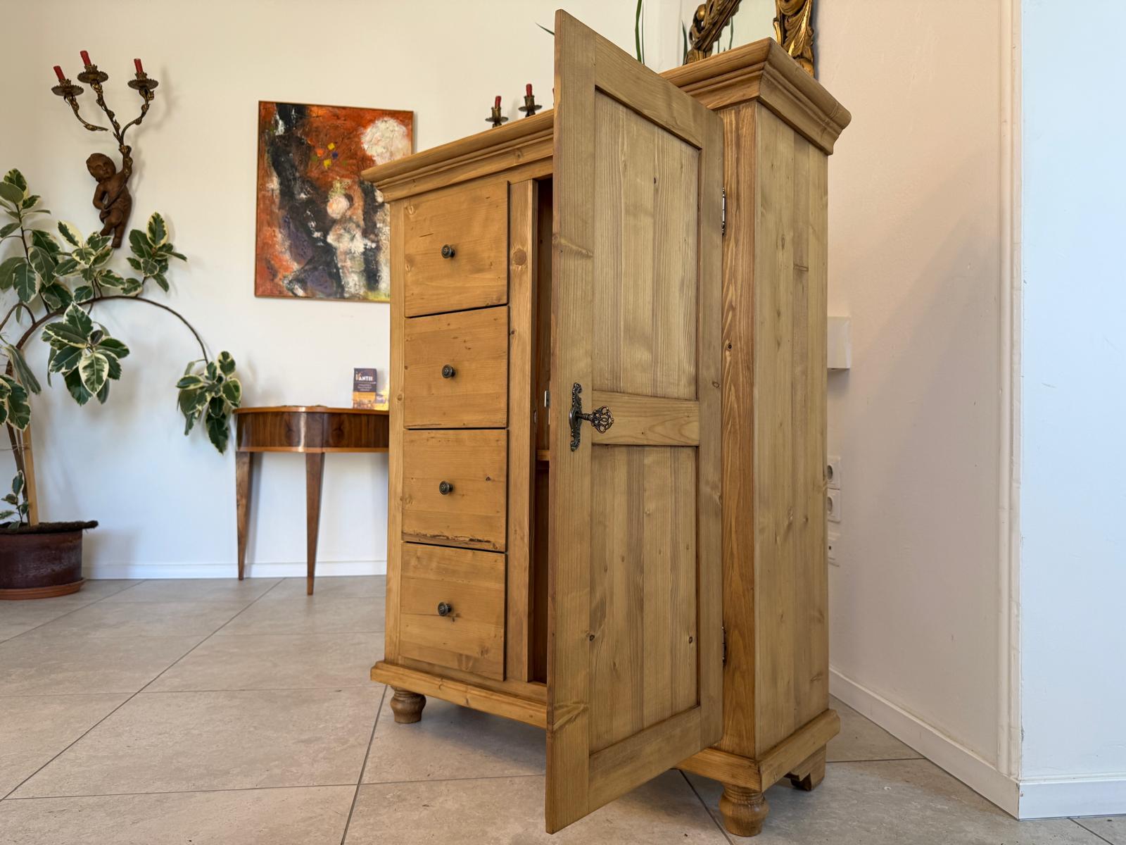 Brotschrank Almerschrank Speiskasten Bauernkasten Naturholzschrank G2182-1