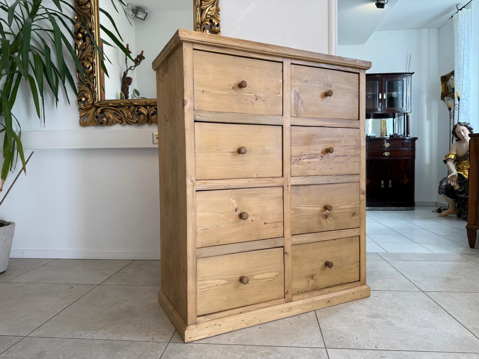 Bäuerliche 8 Ladenkommode Apothekerschrank Altholzkommode Weichholz D1182