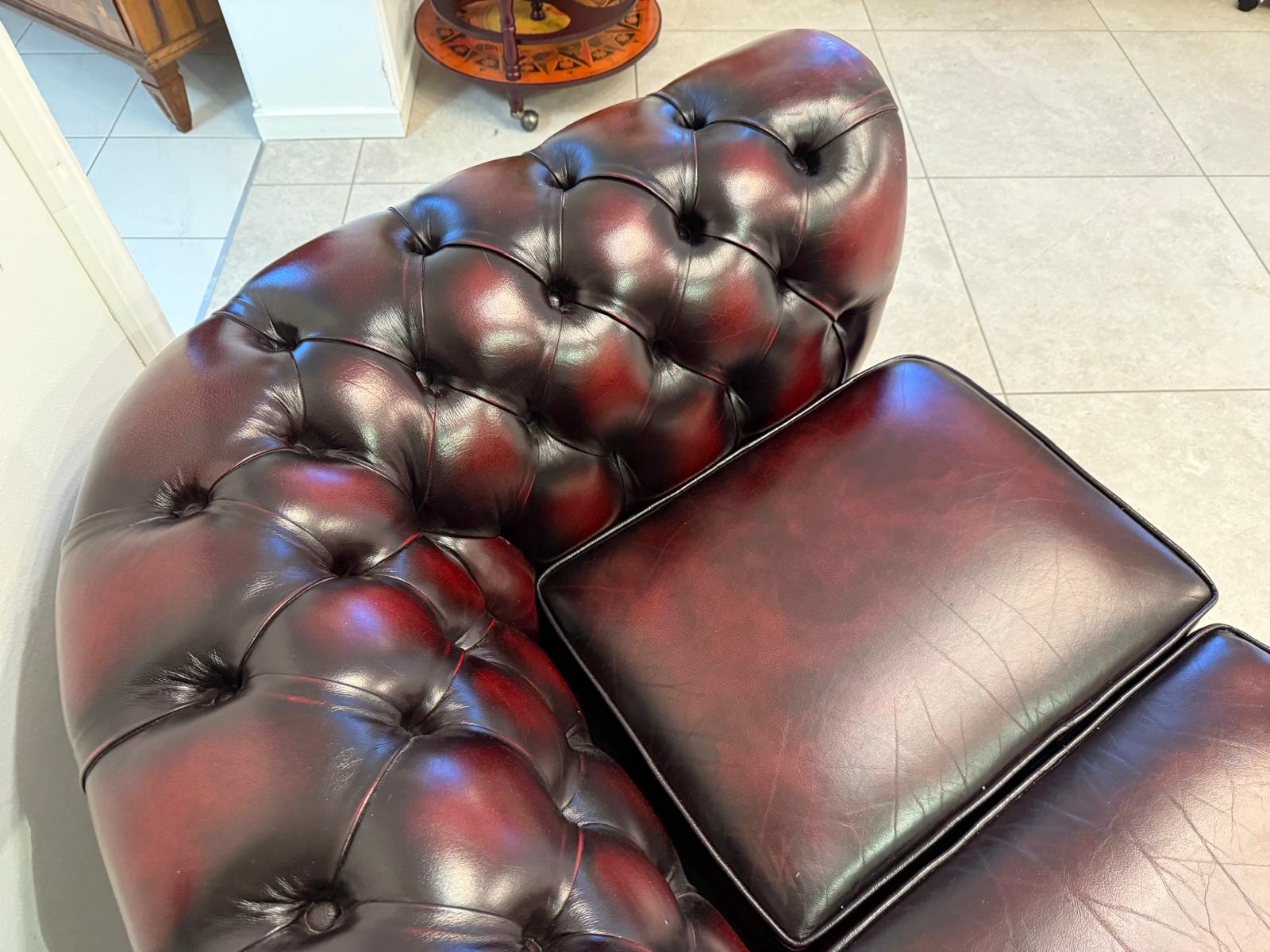 3er Ensemble Chesterfield Sofa Clubfauteuils Cultmöbel Antik D1027