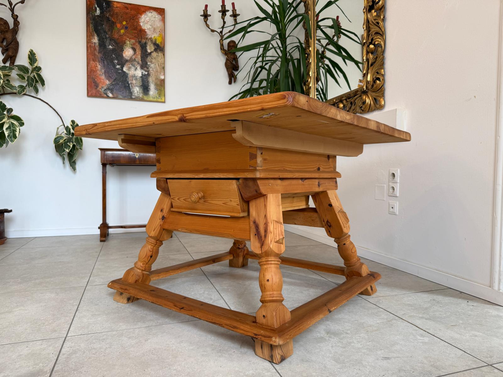 Jogltisch Bauerntisch Eichenholz Hüttentisch Bauernmöbel G2277 Kopie