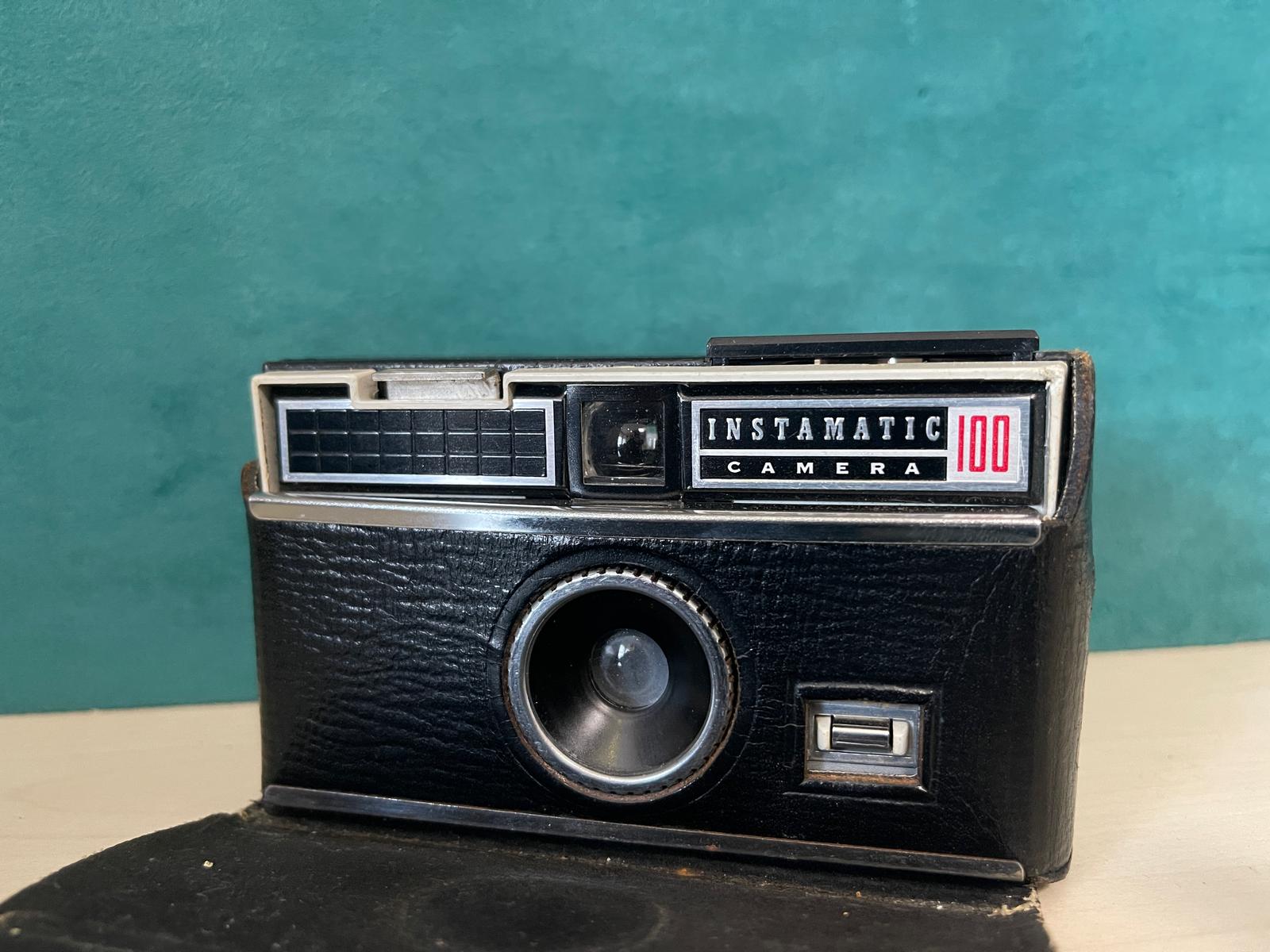 Kodak Instamatic 100 – Vintage Kamera der 60er-Jahre Foto4