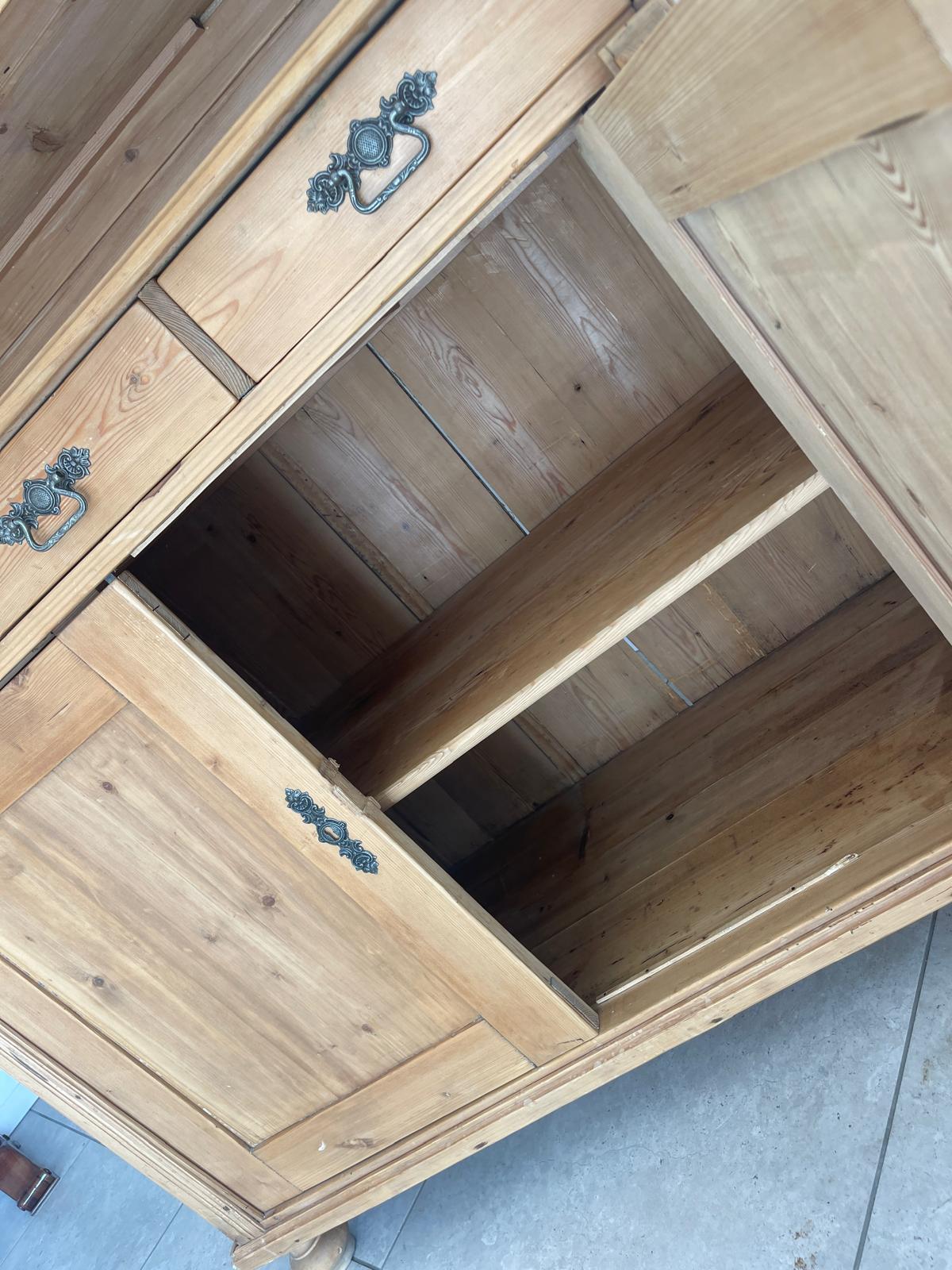 Originale Restaurierte Jugendstil Küchenbuffet Küchenschrank Küchenkredenz G1716