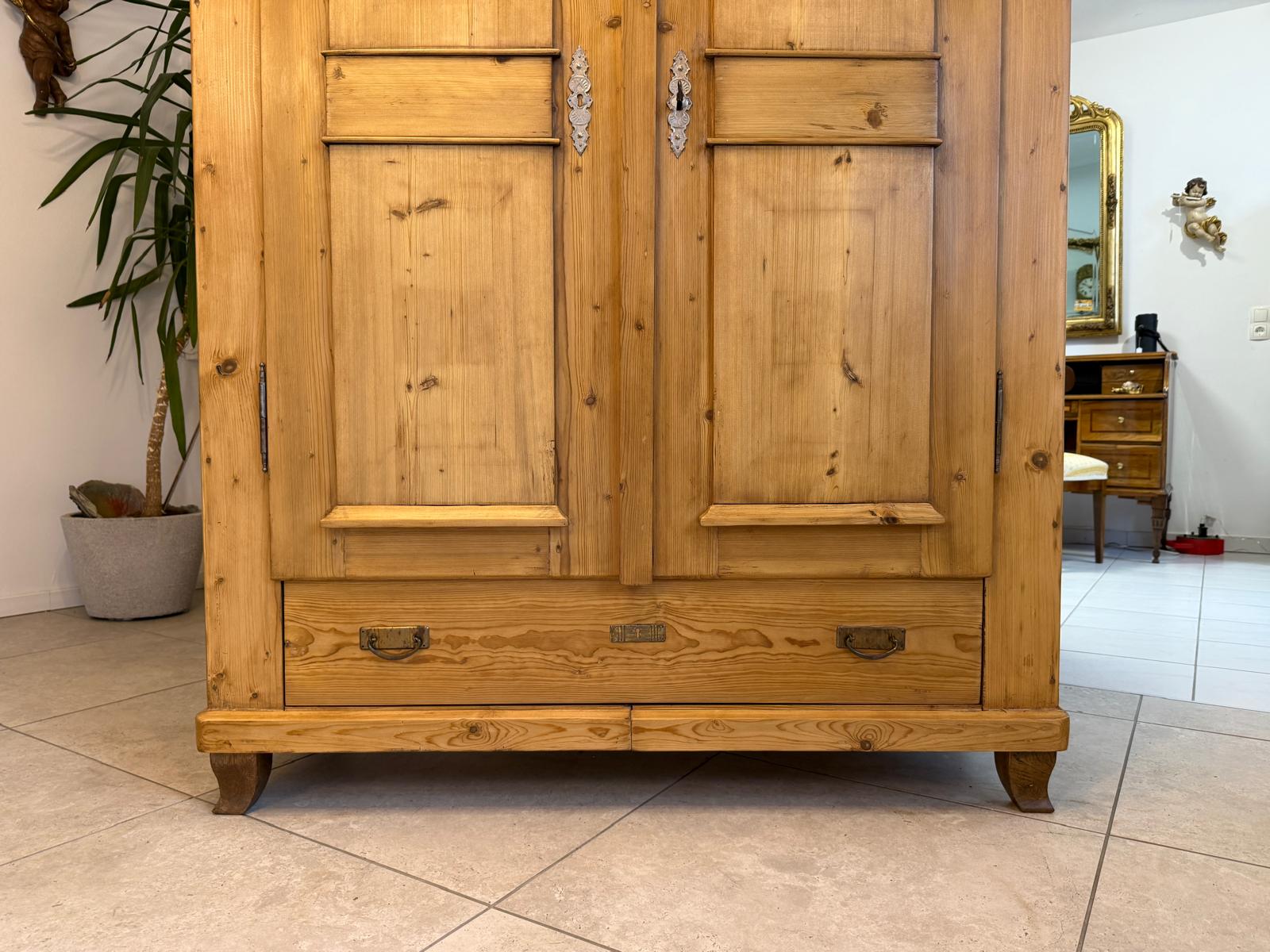 Originaler Bauernschrank Biedermeierschrank Hallenschrank Bauernkasten G2262