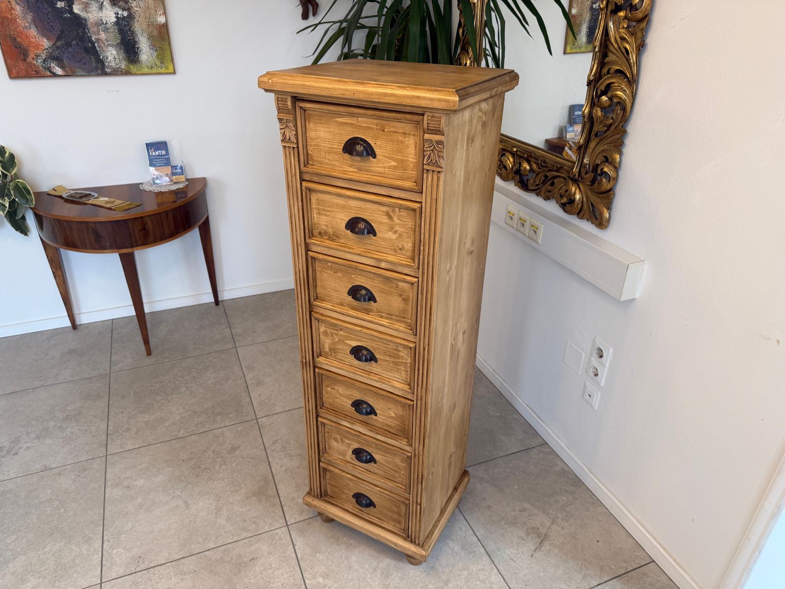 Bäuerliche Ladenkommode Apothekenschrank 7 Ladenkommode D1022