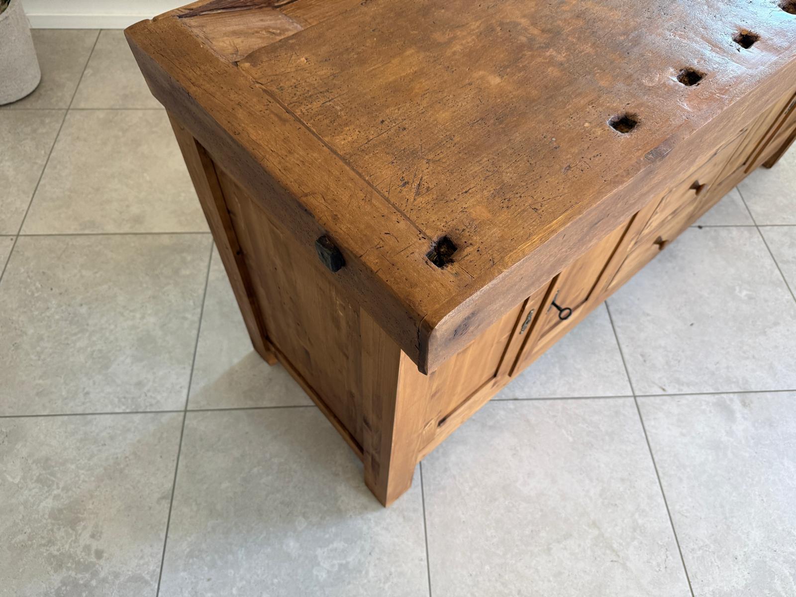 Urige Hobelbank Werkbank Pult Tresen Ladenschrank Antik G2191