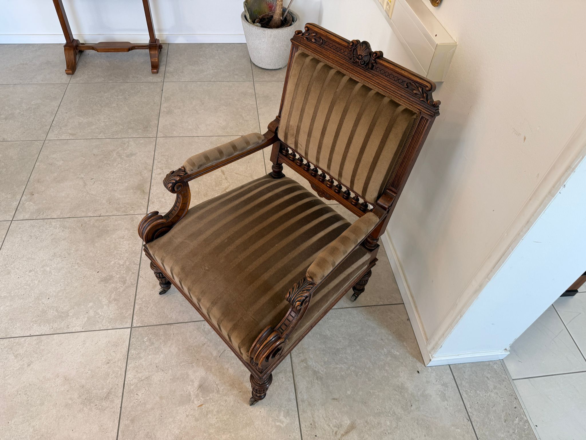 Historismus Armlehnstuhl Fauteuil Sessel Altdeutsch D1249