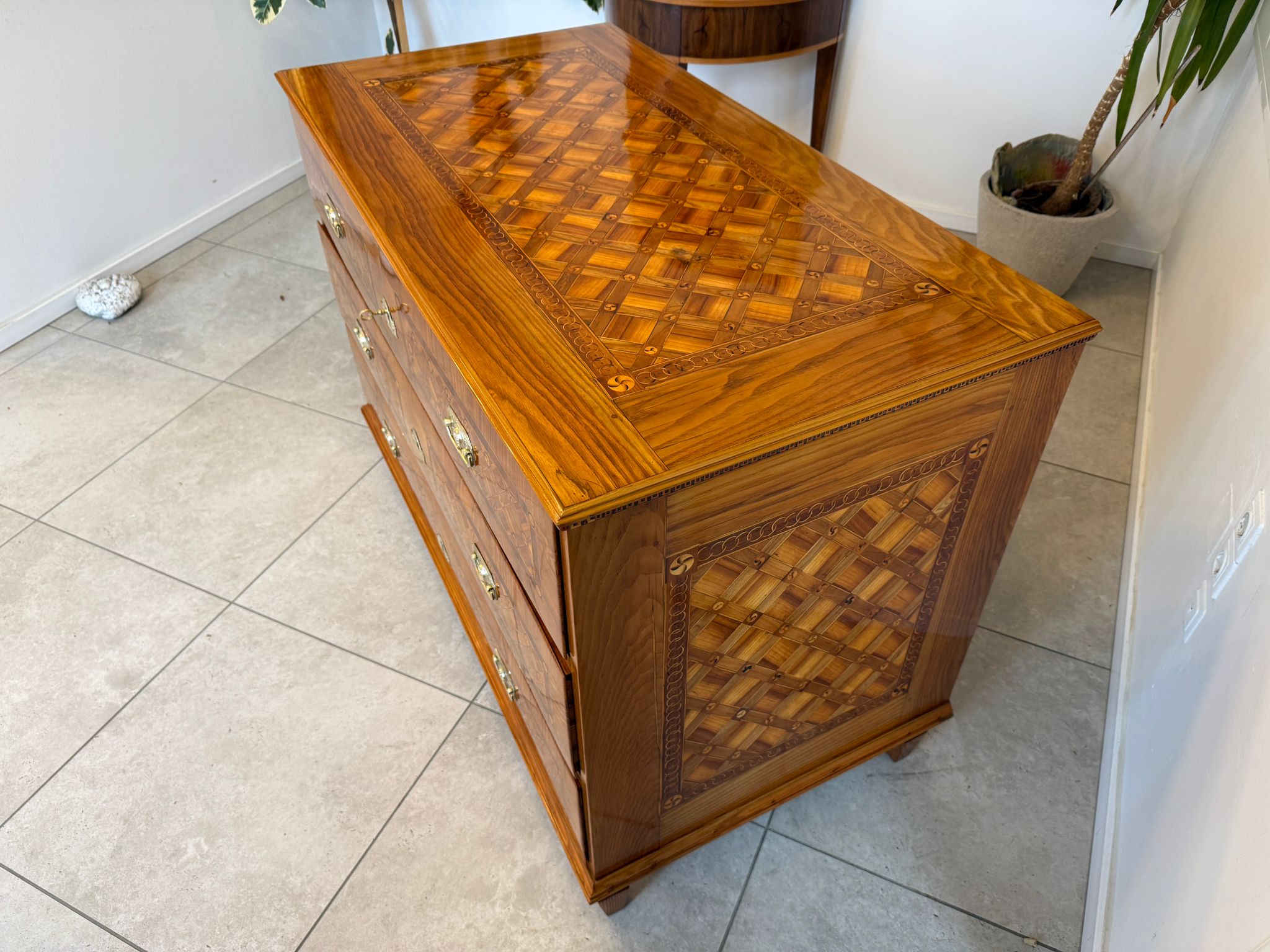 Restaurierte Marketierte Barock Ladenkommode Original Nussfurniert Antiquität D1045