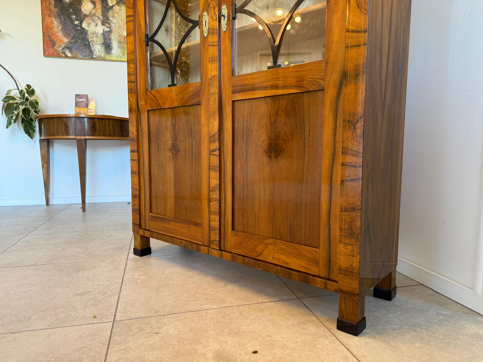Restaurierte Biedermeier Vitrine Bücherschrank Glasschrank Antiquität G2160