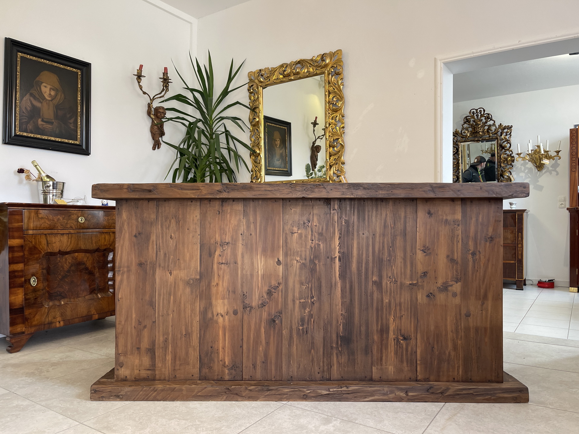 Barock-Biedermeier-54 Bäuerliche Bar Altholz Theke Verkaufspult rustikal hochwertig A4187