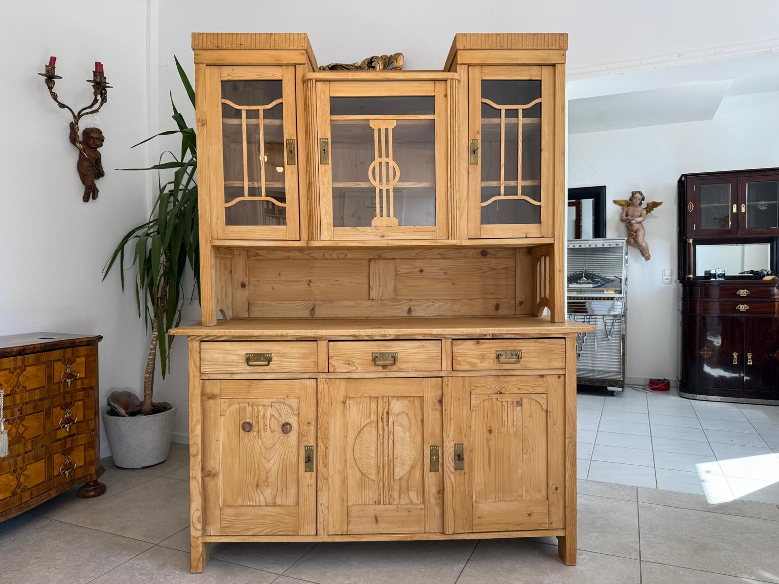 Jugendstil Küchenkredenz Bauernschrank Bauernkredenz D2613