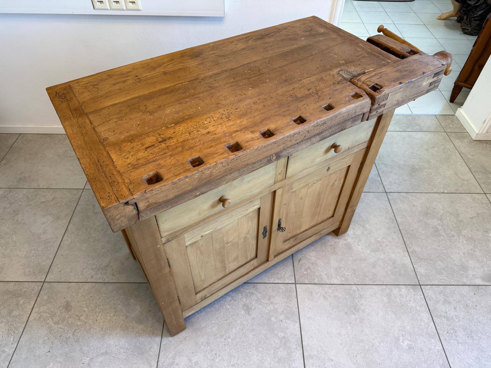 Holzbank aus Eiche & Fichte | Unikat aus altem Holz | IFANTIK D2877