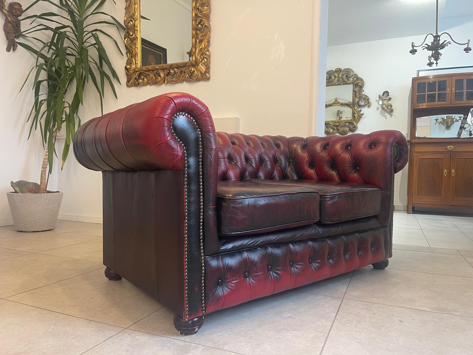 Chesterfield 2er Clubsofa Diwan Couch Oxblood G1053
