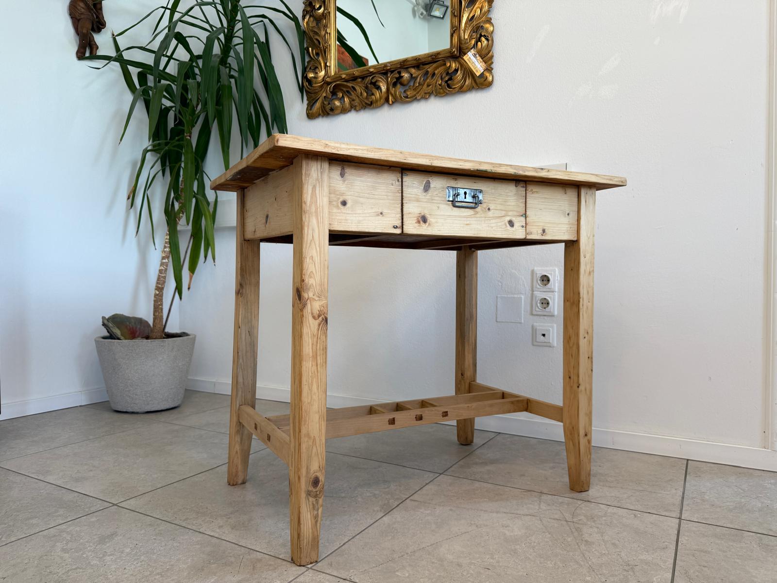 Bäuerliches Jugendstil Tischerl Beistelltisch Bauerntisch G2026