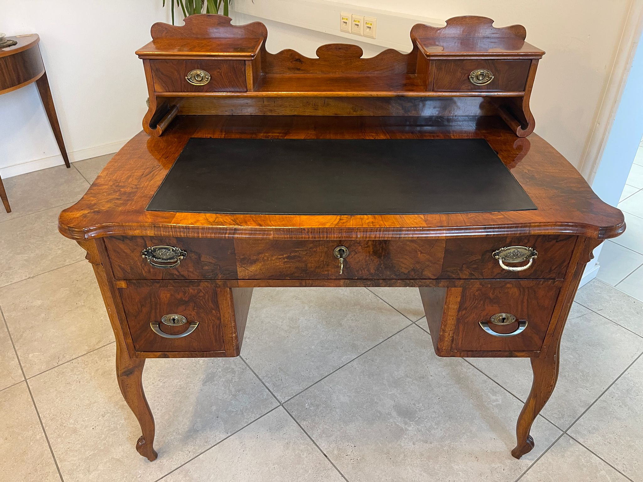 504e1253-291c-4cce-ba3a-cbc2dc7a0089 Sale Spätbiedermeier Schreibtisch Sekretär Original A5069
