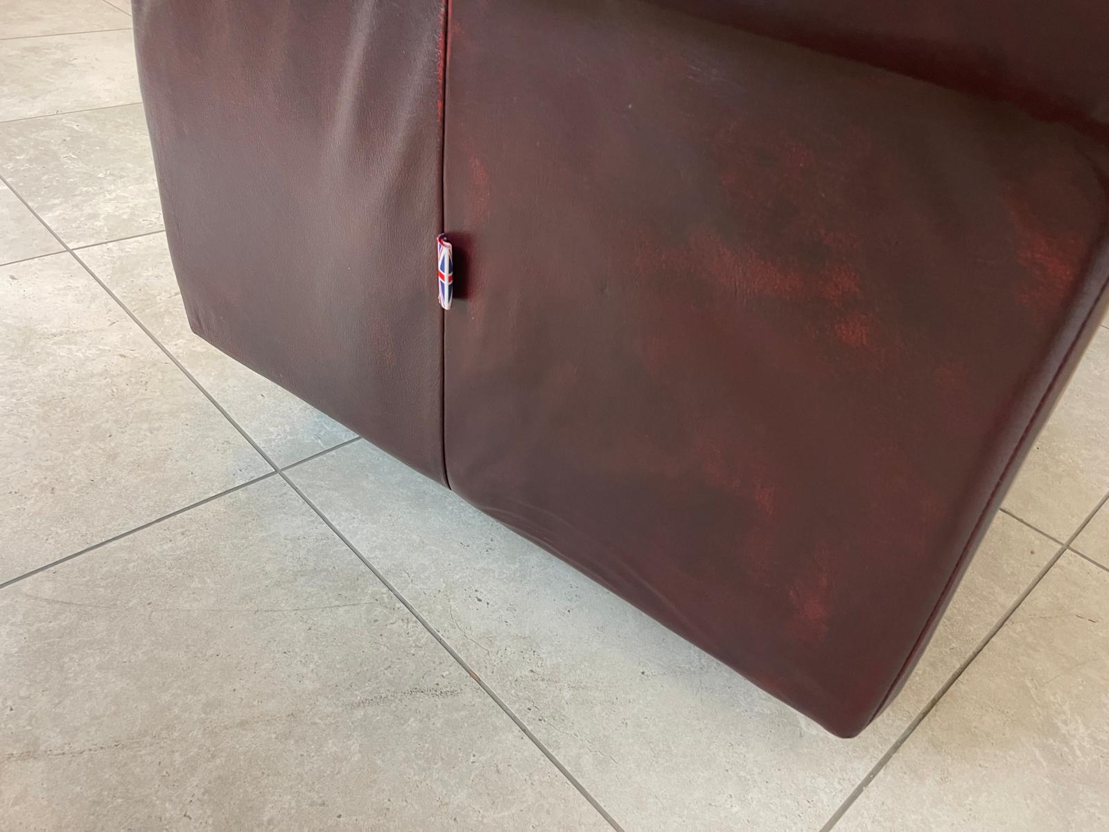 Chesterfield 2er Clubsofa Diwan Couch Oxblood Kultstück G1523