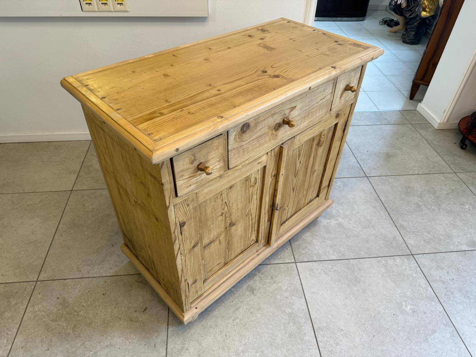 Bäuerliche Gründerzeit Anrichte Antik Kommode Naturholz Weichholz D1078
