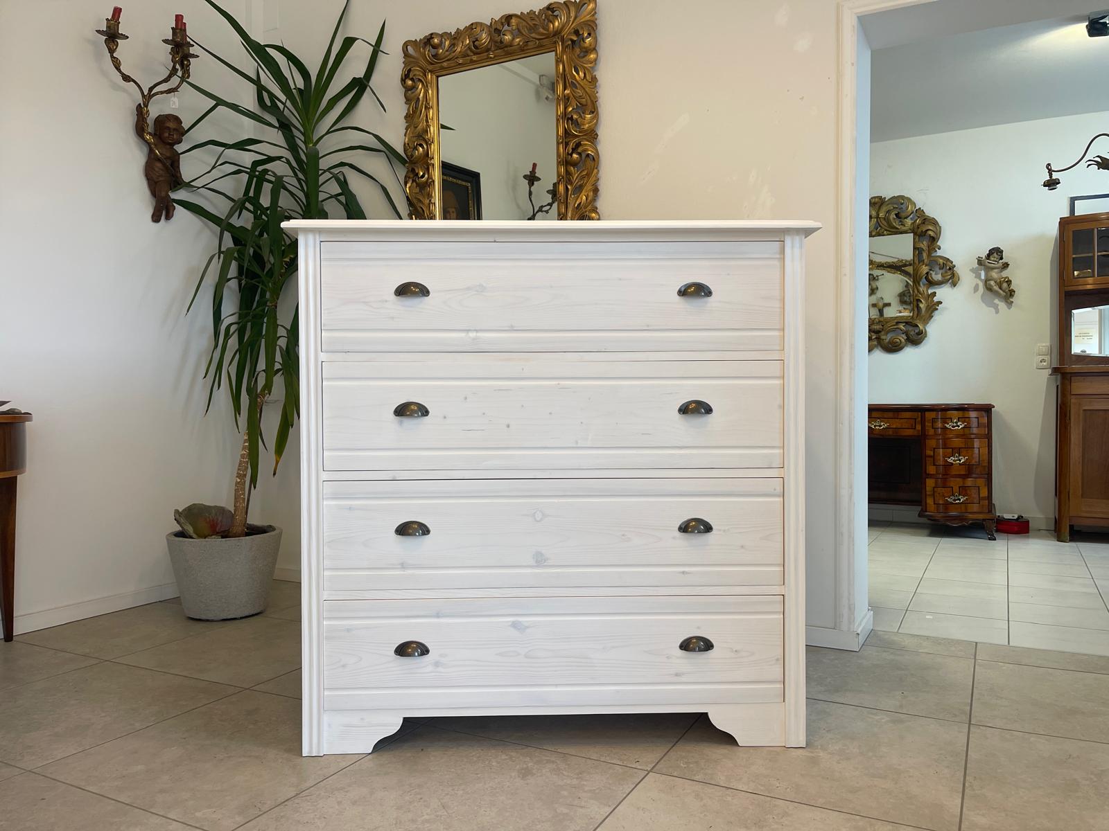 Bäuerliche Anrichte Sideboard Kommode Naturholz  Fichtenholz Weiss G1071