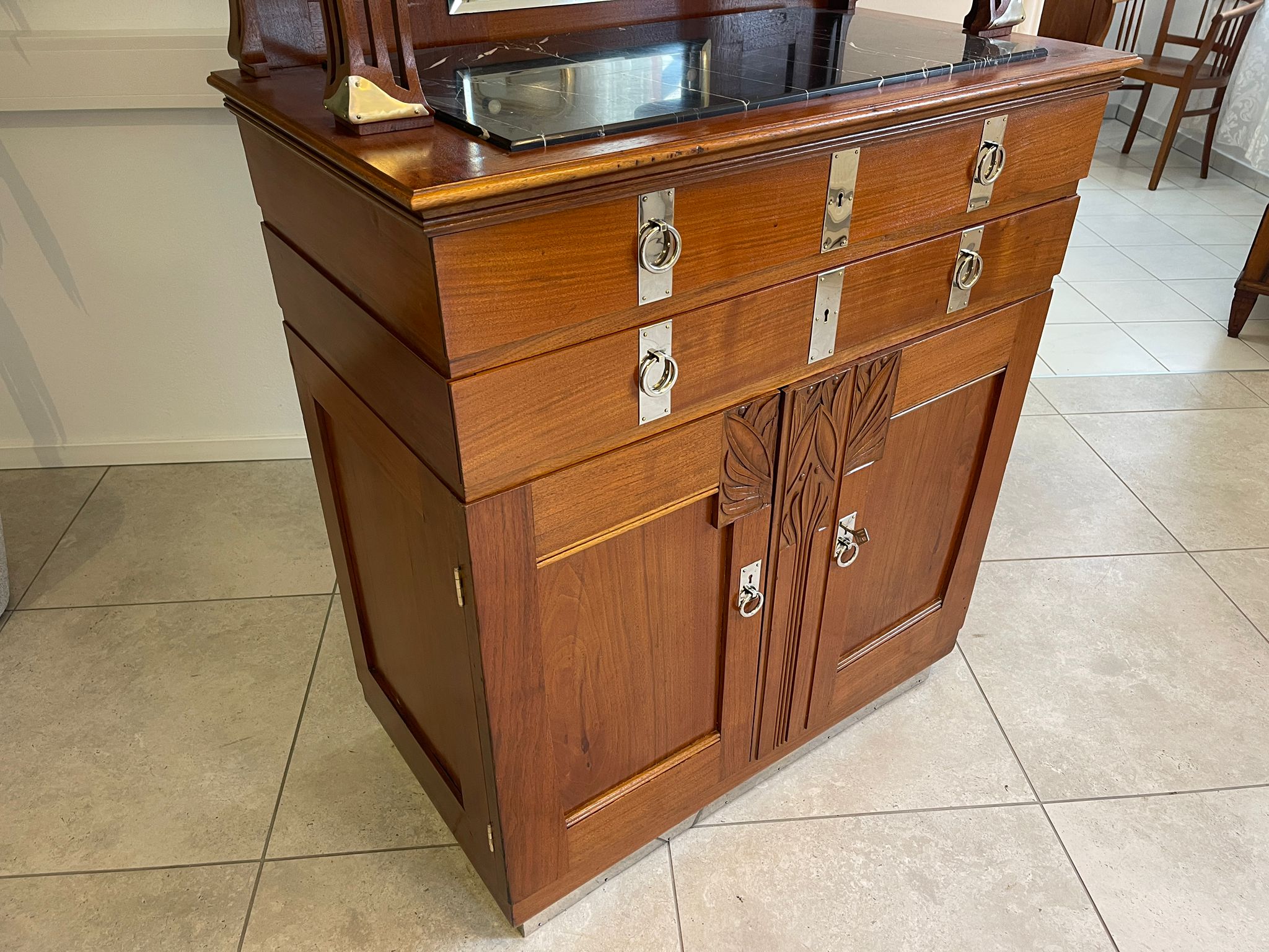 Elegantes Restauriertes Jugendstil Designerbuffet Aufsatzbuffet Glasschrank G1039