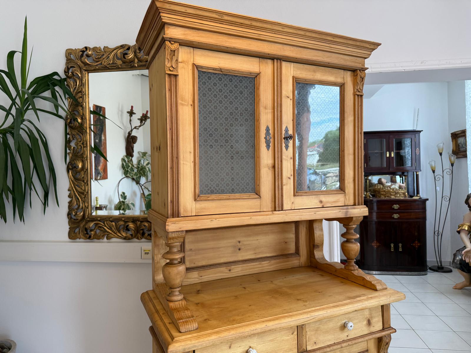 Originale Gründerzeit Küchenkredenz Bauernschrank Säulenkredenz D2794