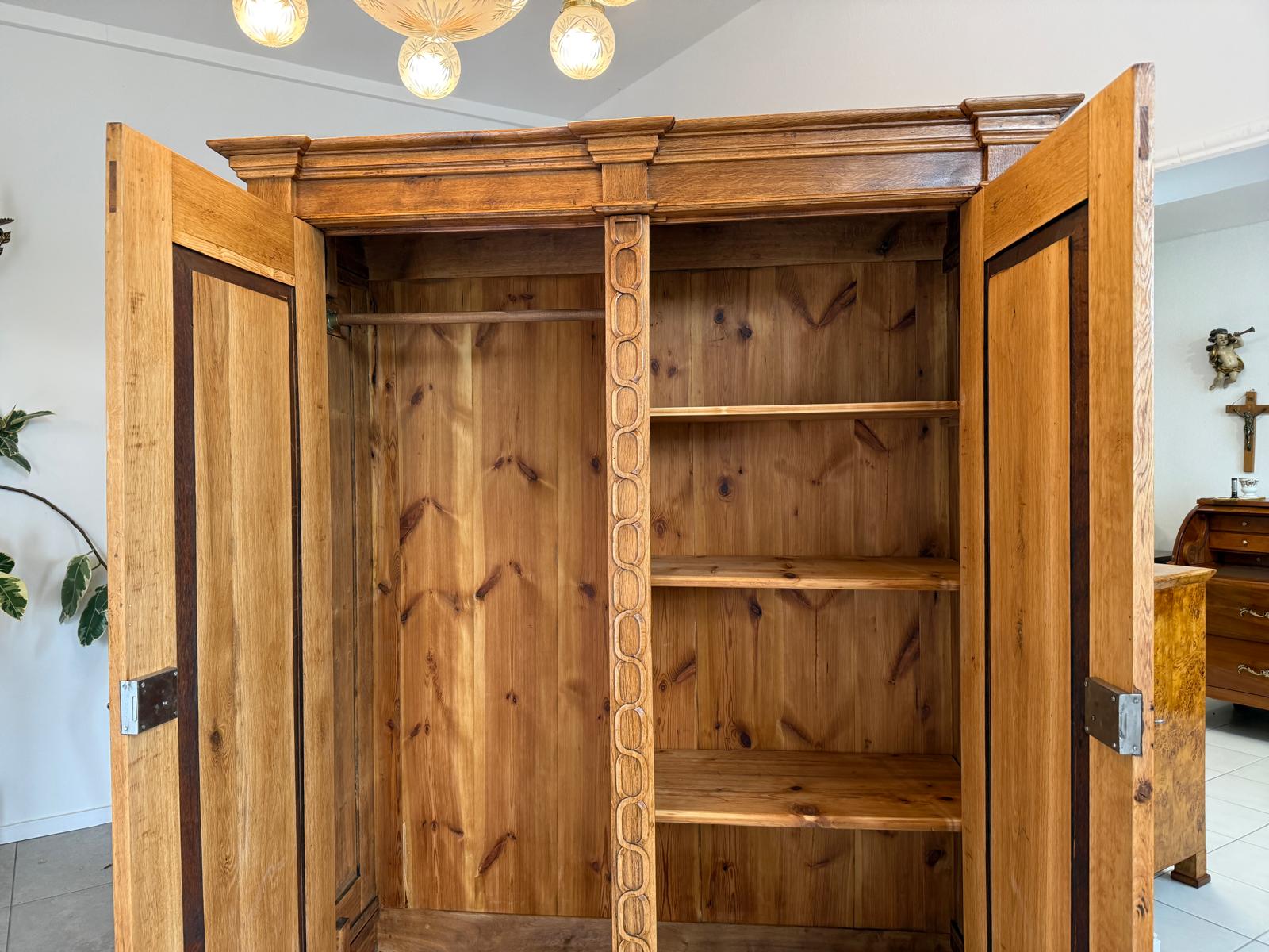 SALE Restaurierter Biedermeier Schrank Kleiderkasten Antiquität G1820