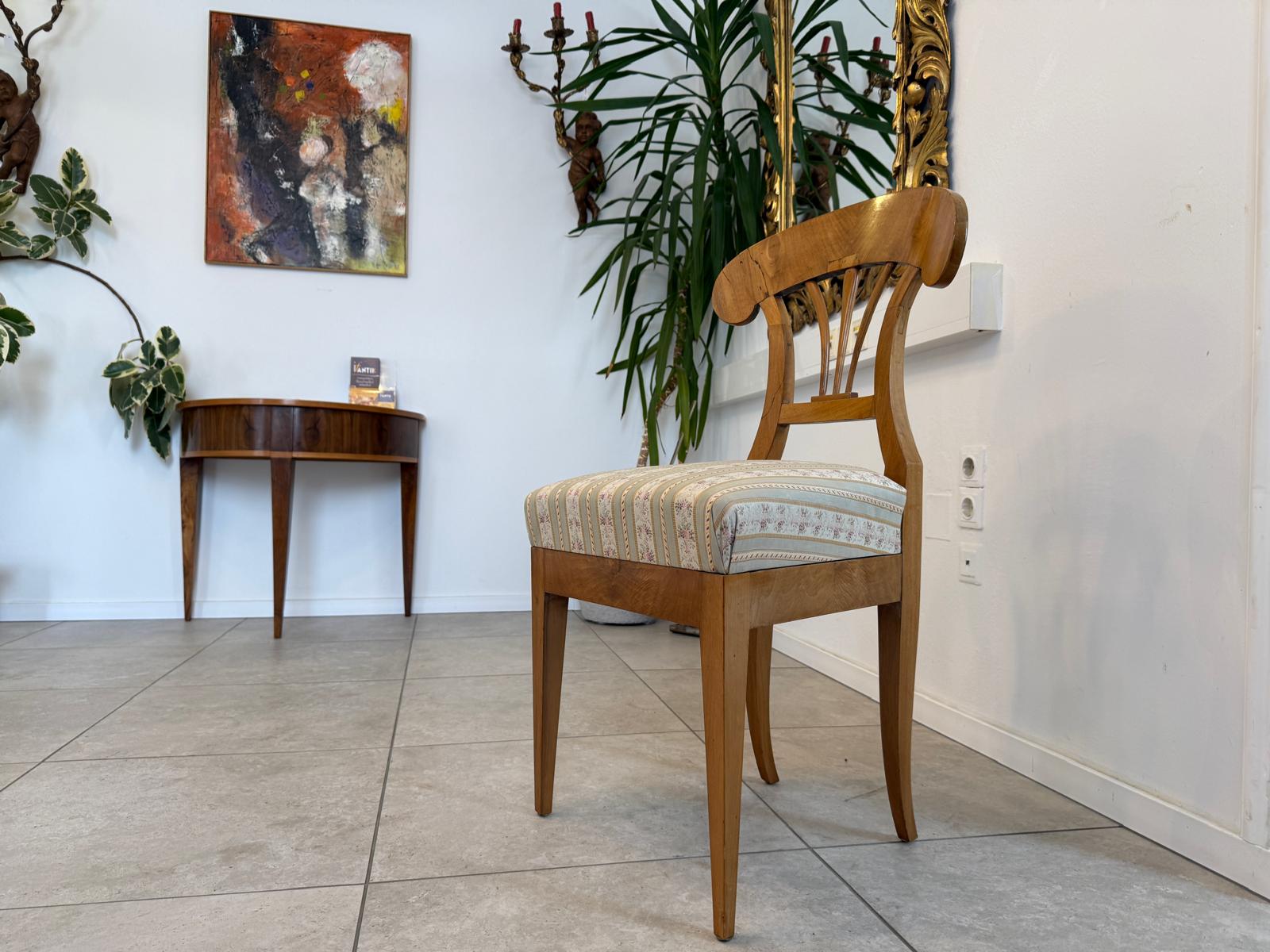 Originaler Biedermeier Sessel Nussholz Schaufelsessel D1004